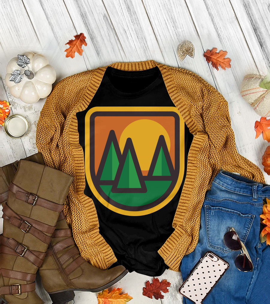 Sunset Pine Trees Retro Badge T-Shirt