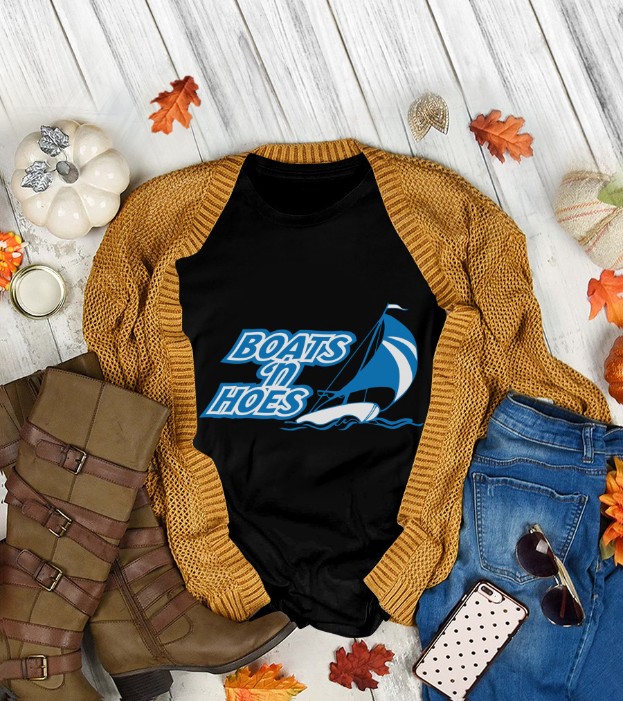 BOATS N HOES T-Shirt