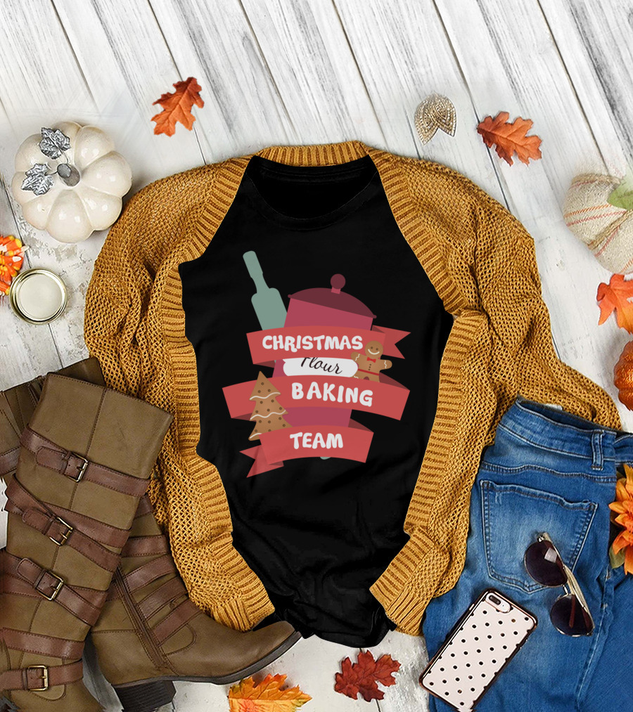Christmas Flour Baking Team Gingerbread and Rolling Pin Holiday T-Shirt