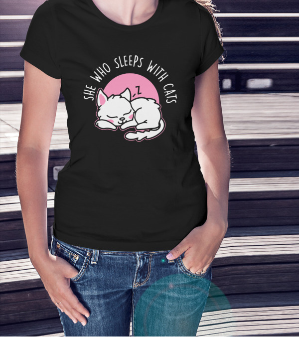 She Who Sleeps With Cats White Kitty Pink Moon T-Shirt
