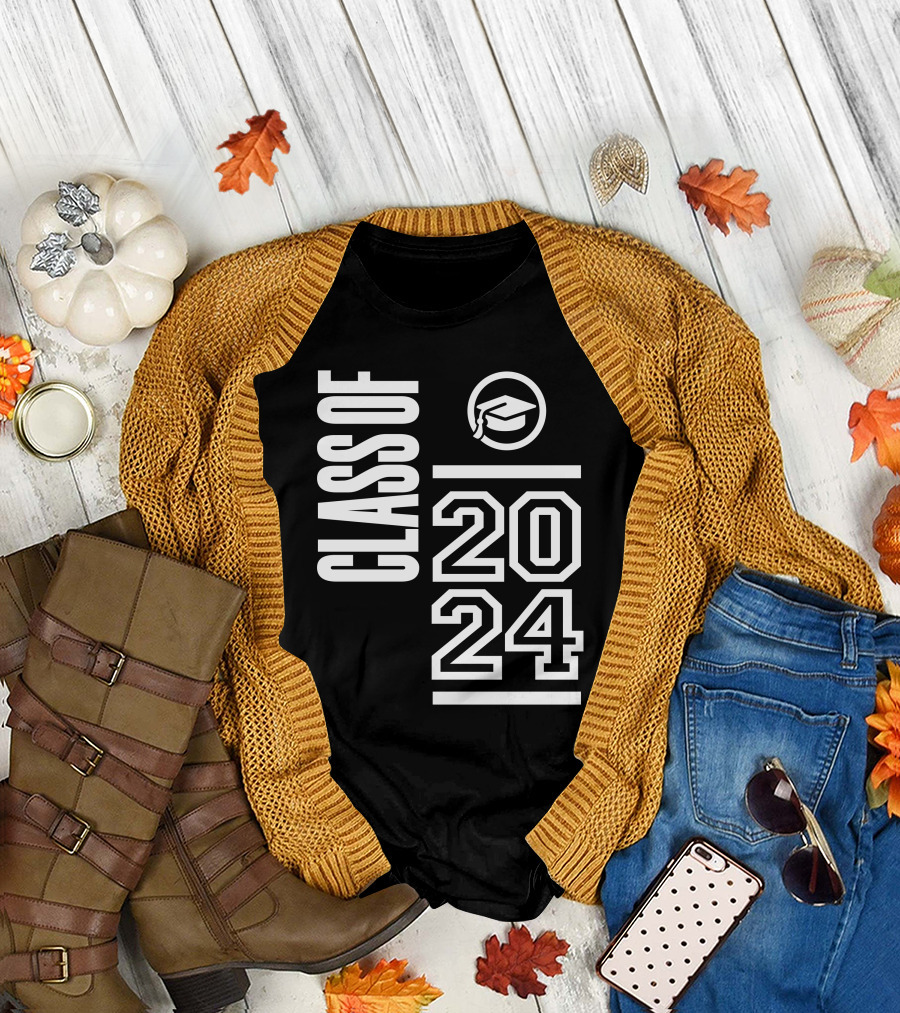Class Of 2024 Graduation Cap Icon College Spirit T-Shirt