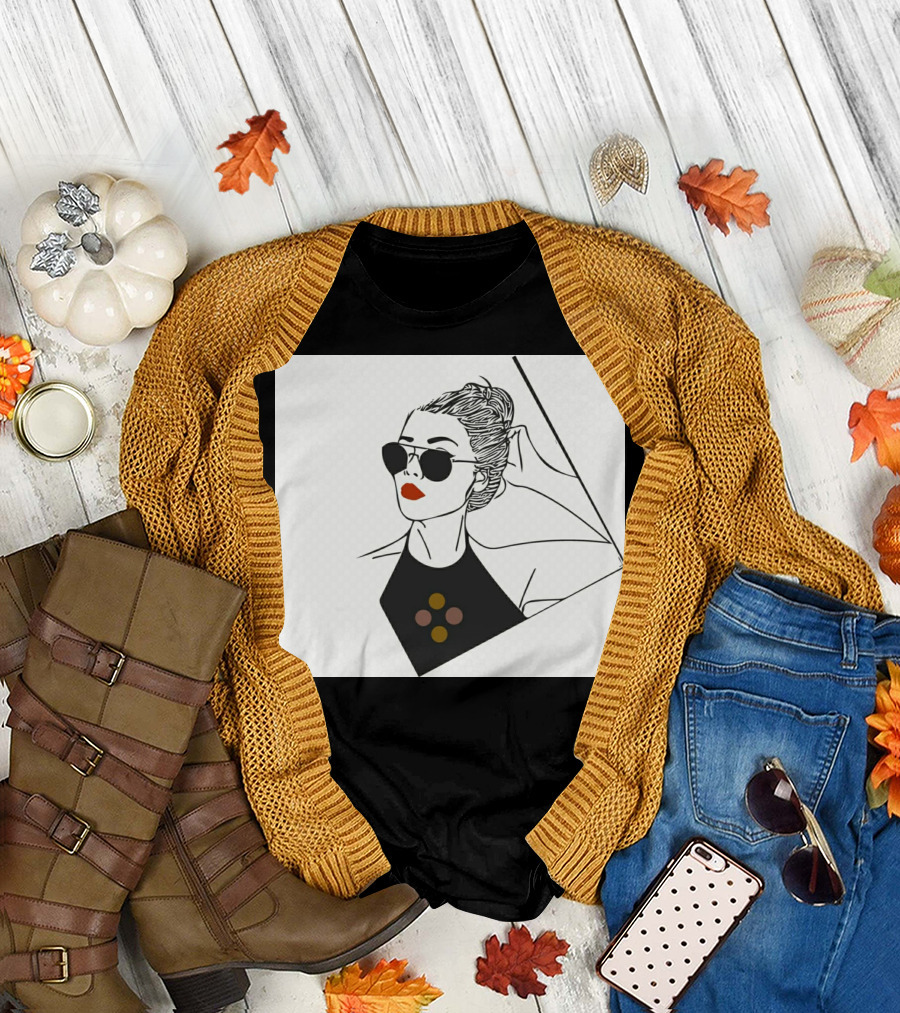 Lady In Black Anjali Fashion Illustration Sunglasses Red Lips T-Shirt