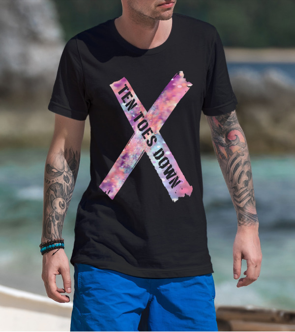 Deestroying Ten Toes Down Ttd Bokeh Cross T-Shirt