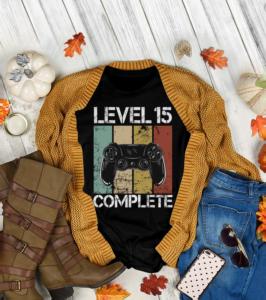 Level 15 Complete Video Game Controller Retro Stripes T-Shirt