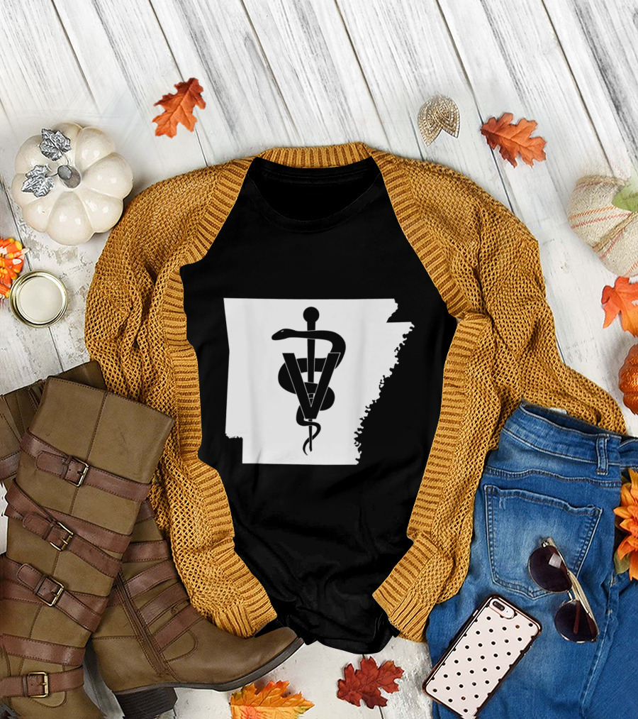 Arkansas Veterinary Medicine Vet Tech Clinic State Symbol Veterinarian Rod of Asclepius T-Shirt