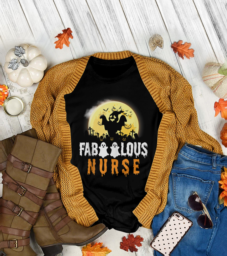 Faboolous Nurse RN Funny Halloween Ghosts and Gravestones Moon Scene T-Shirt