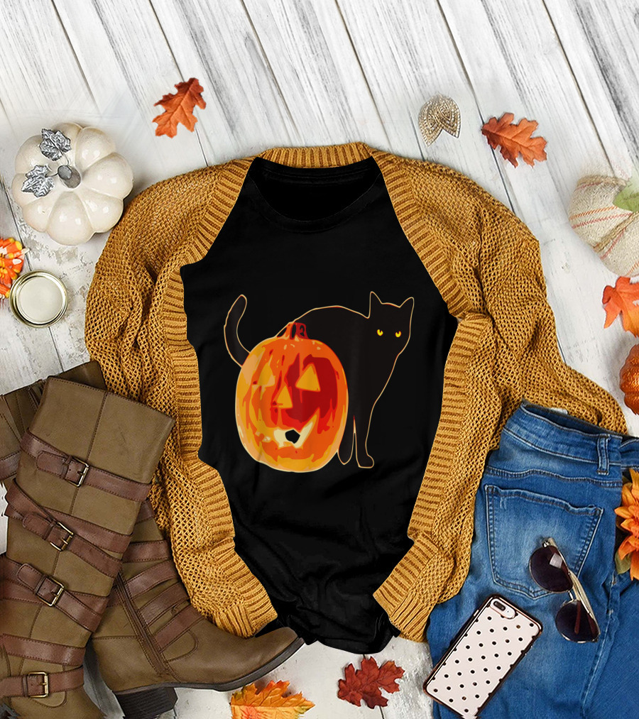 Vintage Scary Halloween Black Cat Pumpkin T-Shirt
