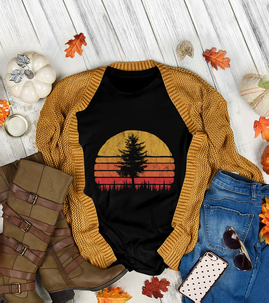 Retro Sunset Pine Tree Minimalist T-Shirt