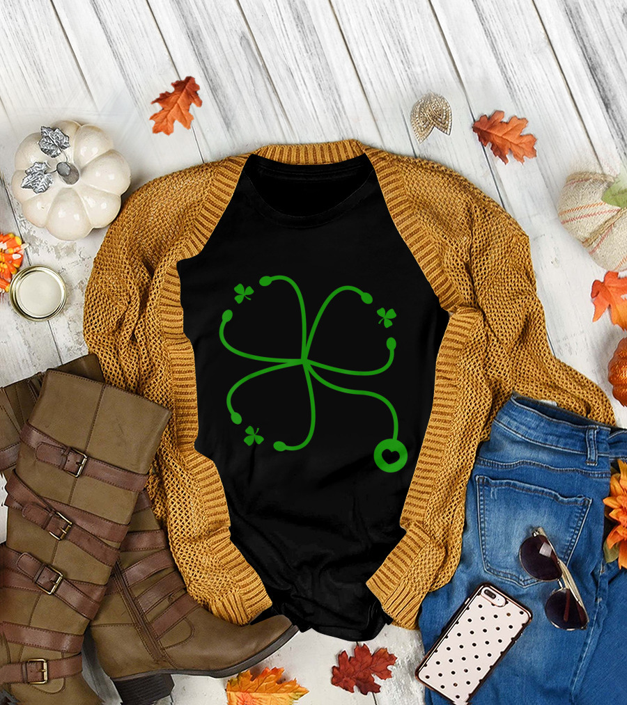 Funny Irish Shamrock Stethoscope Nurse Patrick's Day T-Shirt