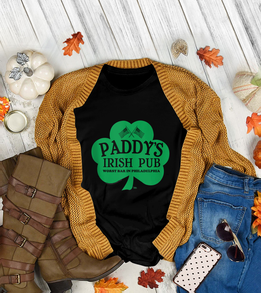 It's Always Sunny Paddy's Irish Pub Clover Worst Bar in Philadelphia T-Shirt