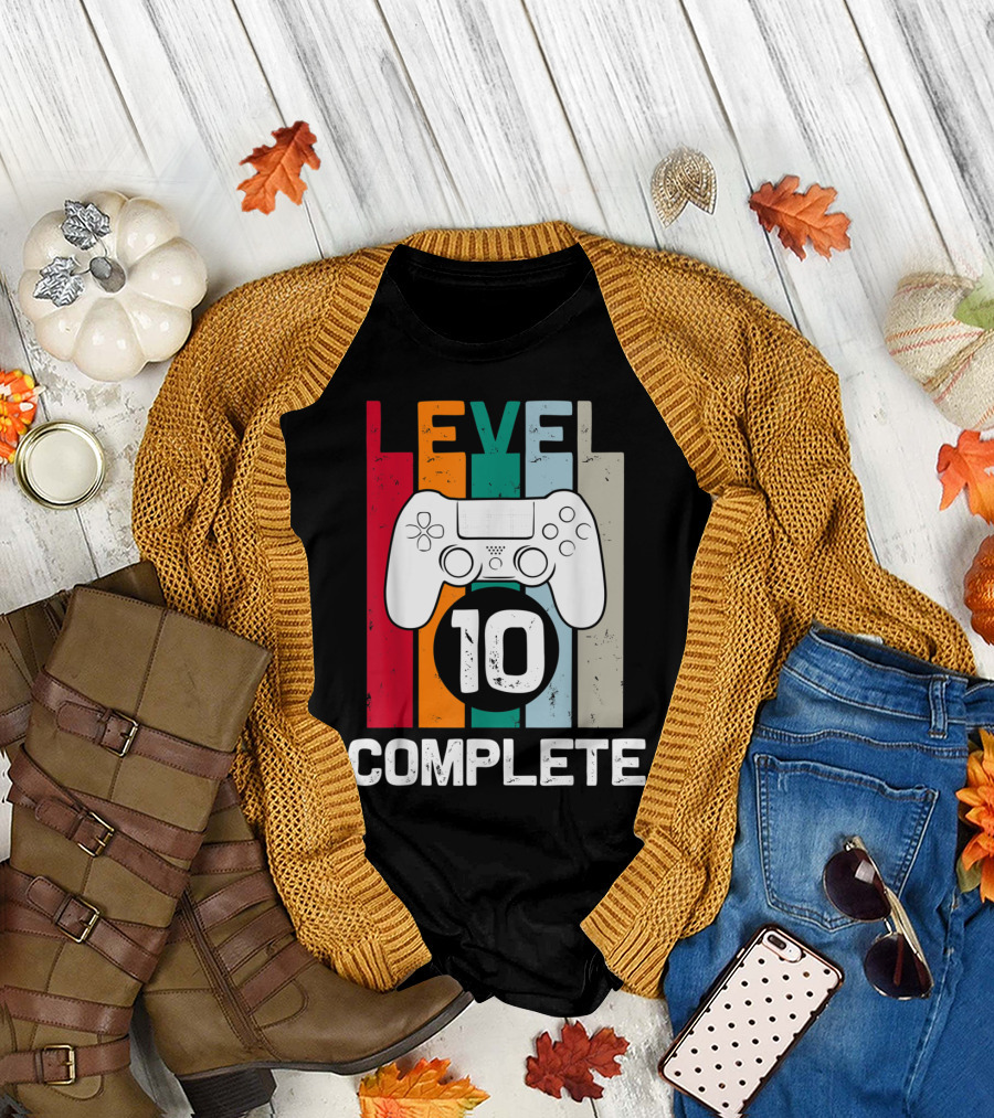Level 10 Complete 10th Year Anniversary Gaming Celebration for Him T-Shirt