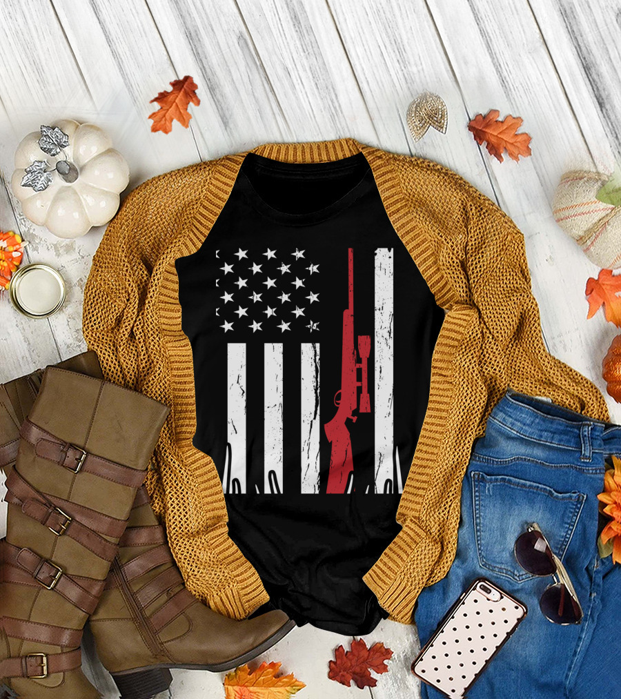 Hunter American Flag Rifle USA Deer Hunting T-Shirt