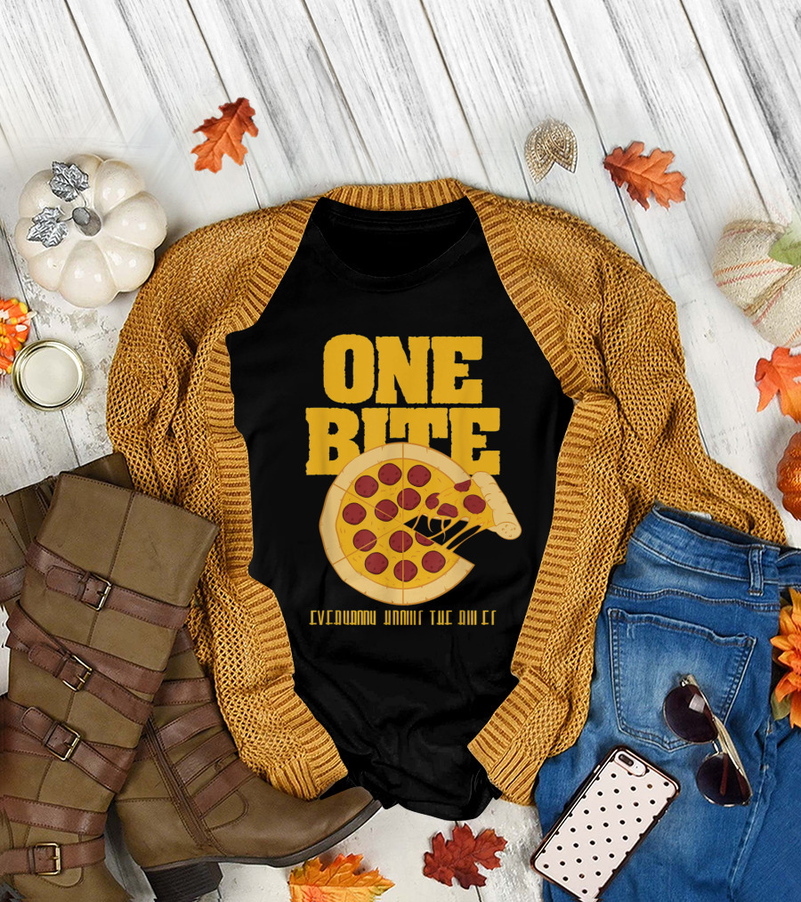 One Bite Everybody Knows The Rule Pizza Lover T-Shirt