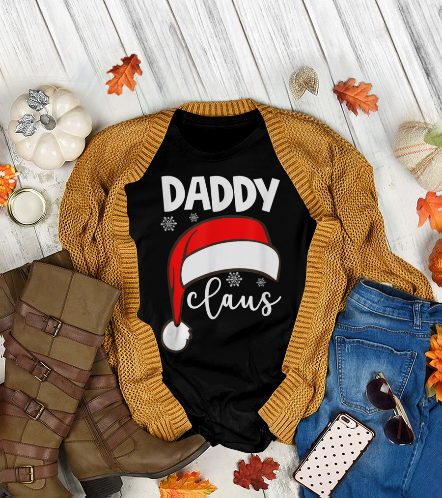 Daddy Claus Christmas Santa Hat Family Snowflake T-Shirt