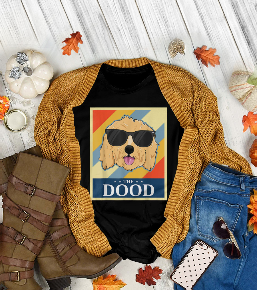 The Dood Goldendoodle Dog Sunglasses Retro Style Vintage T-Shirt