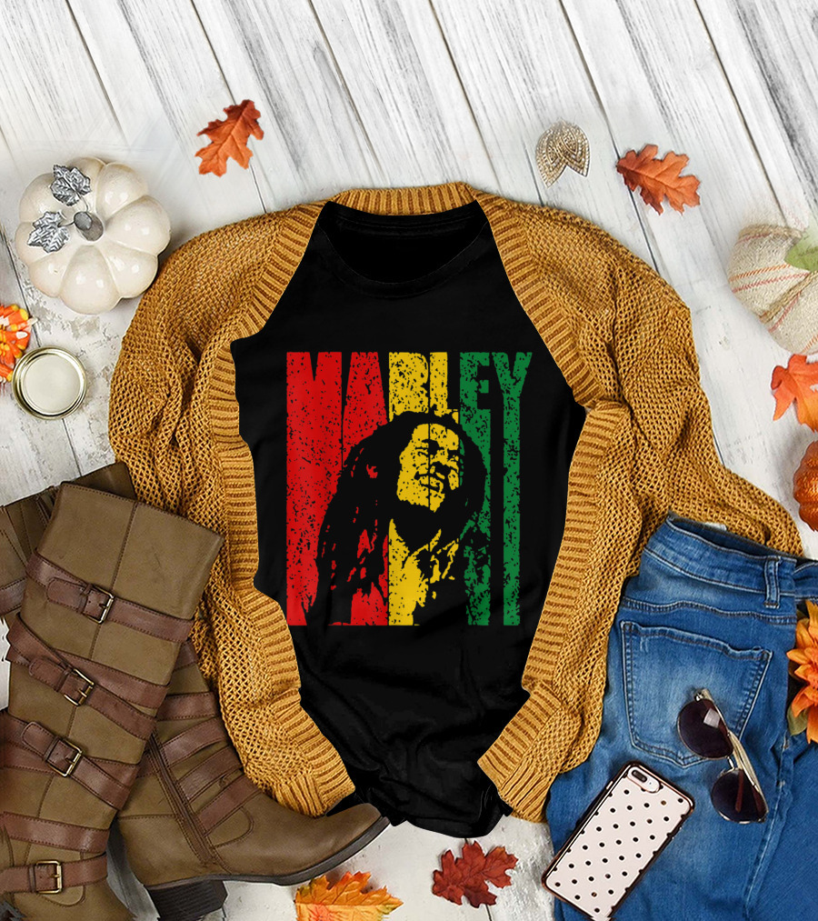 Vintage Bob Marley Legends Live Forever with Iconic Red Yellow Green Marley Image T-Shirt