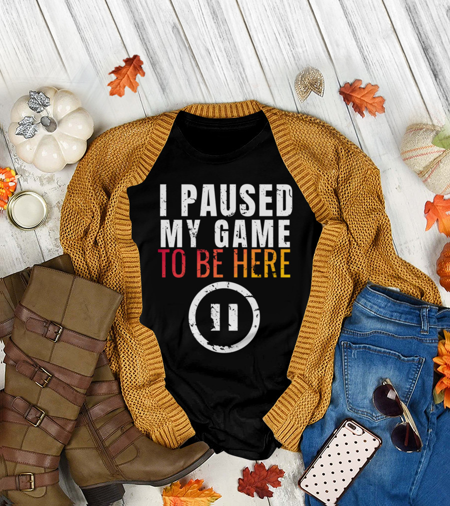 Christmas I Paused My Game to Be Here Funny Sarcastic Pause T-Shirt