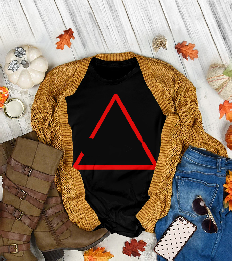 Don't Touch My Bike Warning Triangle Icon with Bike Gears and Exclamation Mark T-Shirt
