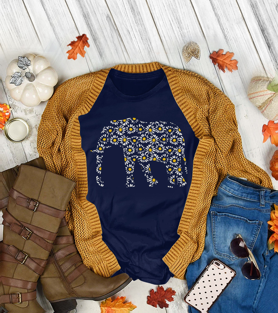 Elephant Lovers Daisy Flower Print T-Shirt