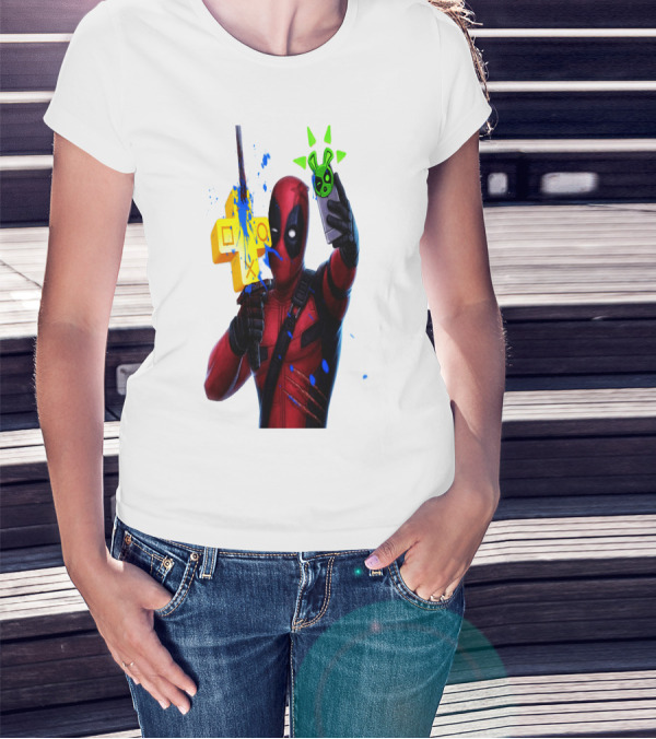 DEADPOOL VIDEOGAME GAMER SELFIE WITH ICONIC CONTROLLER AND GREEN BOMB SYMBOLS T-Shirt