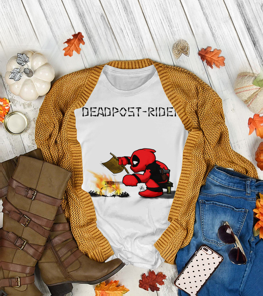DEADPOOL RIDER COOKING MARSHMALLOW OVER FIRE CARTOON SCENE T-Shirt