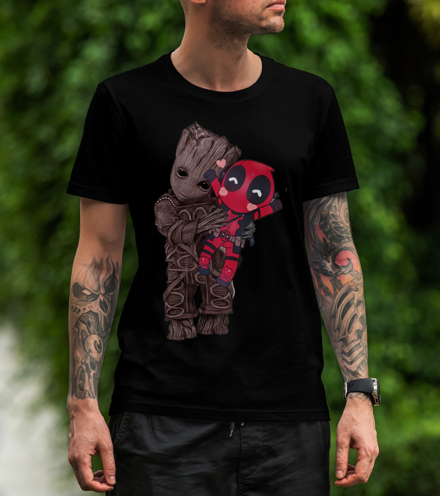 Groot Hugging Chibi Deadpool With Hearts T-Shirt