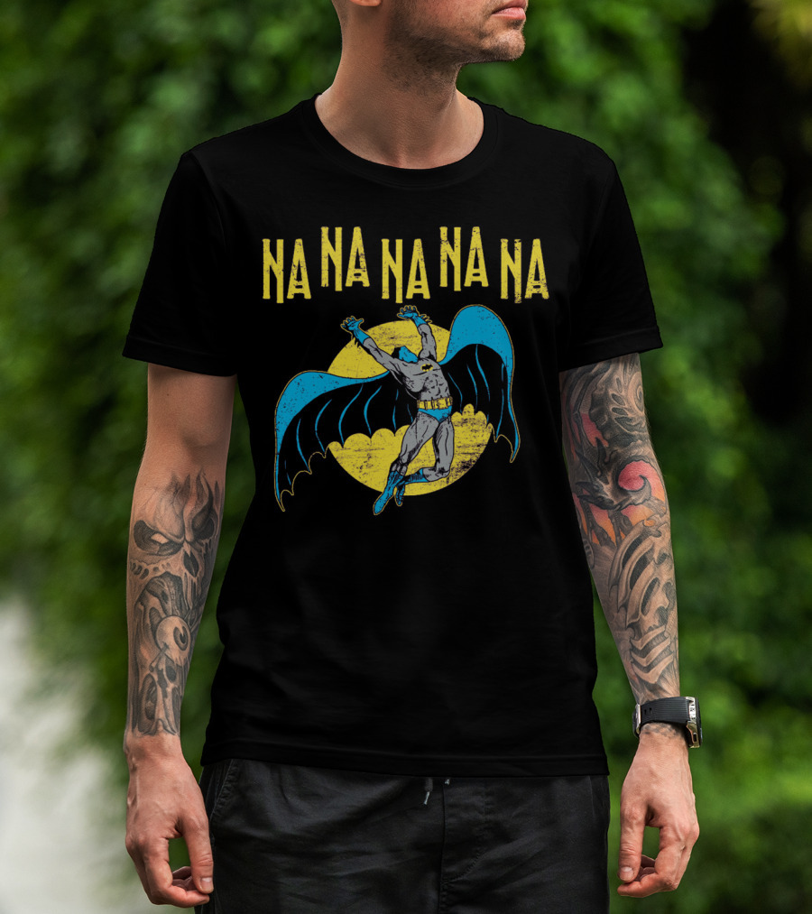 Na Na Na Na Na Na Batman Retro Style 1960s Comic Book Hero Vintage Bat T-Shirt