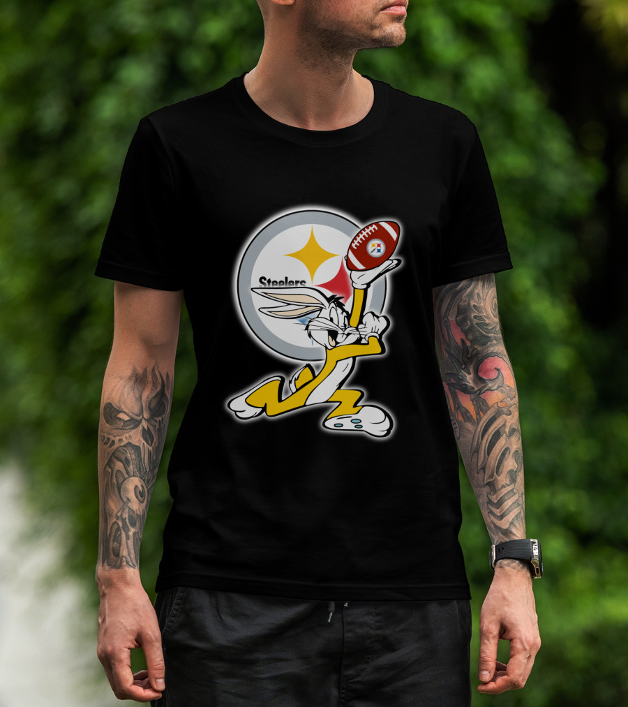 Pittsburgh Steelers Bugs Bunny Football T-Shirt