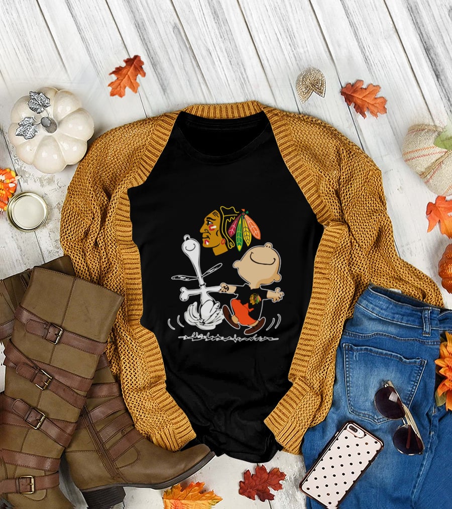 Chicago Blackhawks Peanuts Dancing Celebration T-Shirt