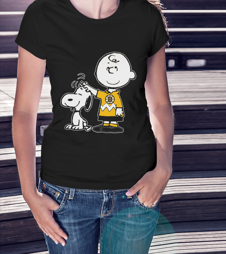 Boston Bruins Snoopy Charlie Brown Peanuts T-Shirt