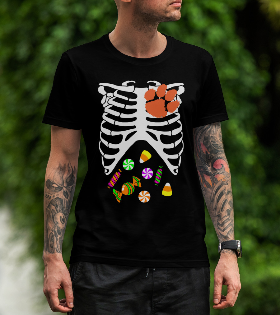 Clemson Tigers Halloween Candy Skeleton Paw Print T-Shirt