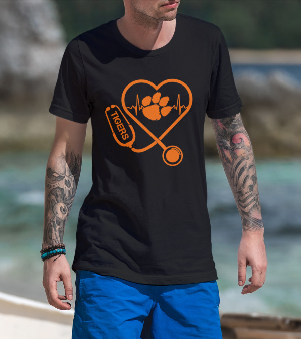 Clemson Tigers Heartbeat Stethoscope Paw Print T-Shirt