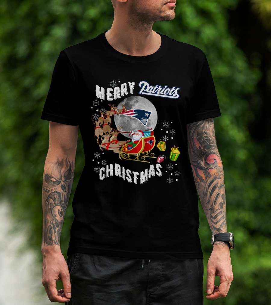 Merry Patriots Christmas New England Patriots Moon Reindeer Santa T-Shirt