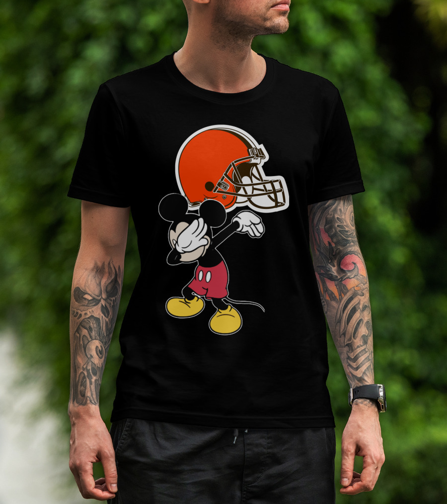 Cleveland Browns Iconic Character Dab With Helmet T-Shirt