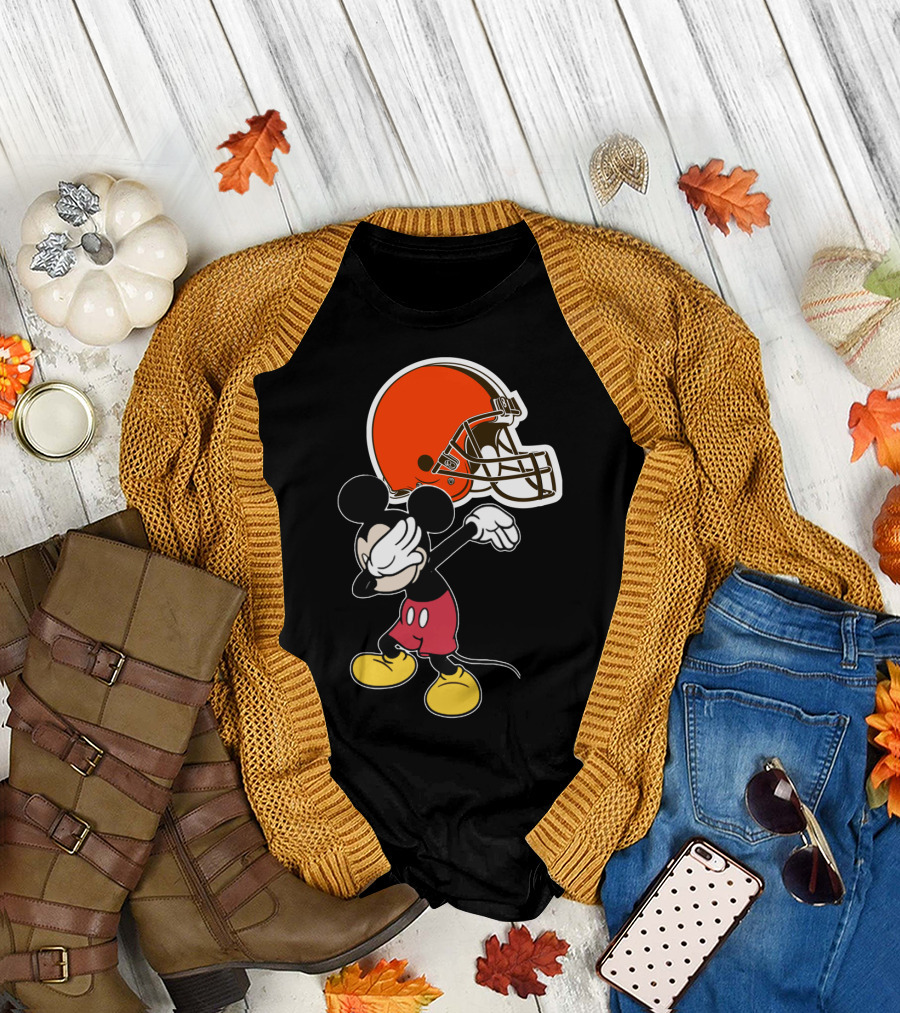 Cleveland Browns Iconic Character Dab With Helmet T-Shirt