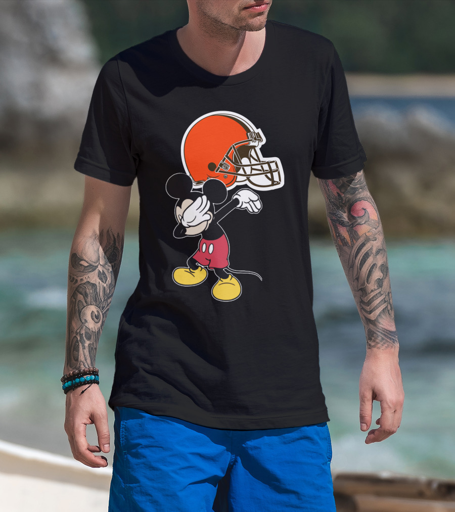 Cleveland Browns Iconic Character Dab With Helmet T-Shirt