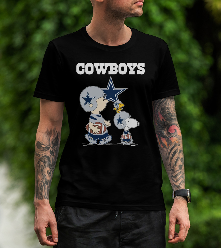 Cowboys Peanuts Characters With Dallas Star Logo Football Helmets T-Shirt
