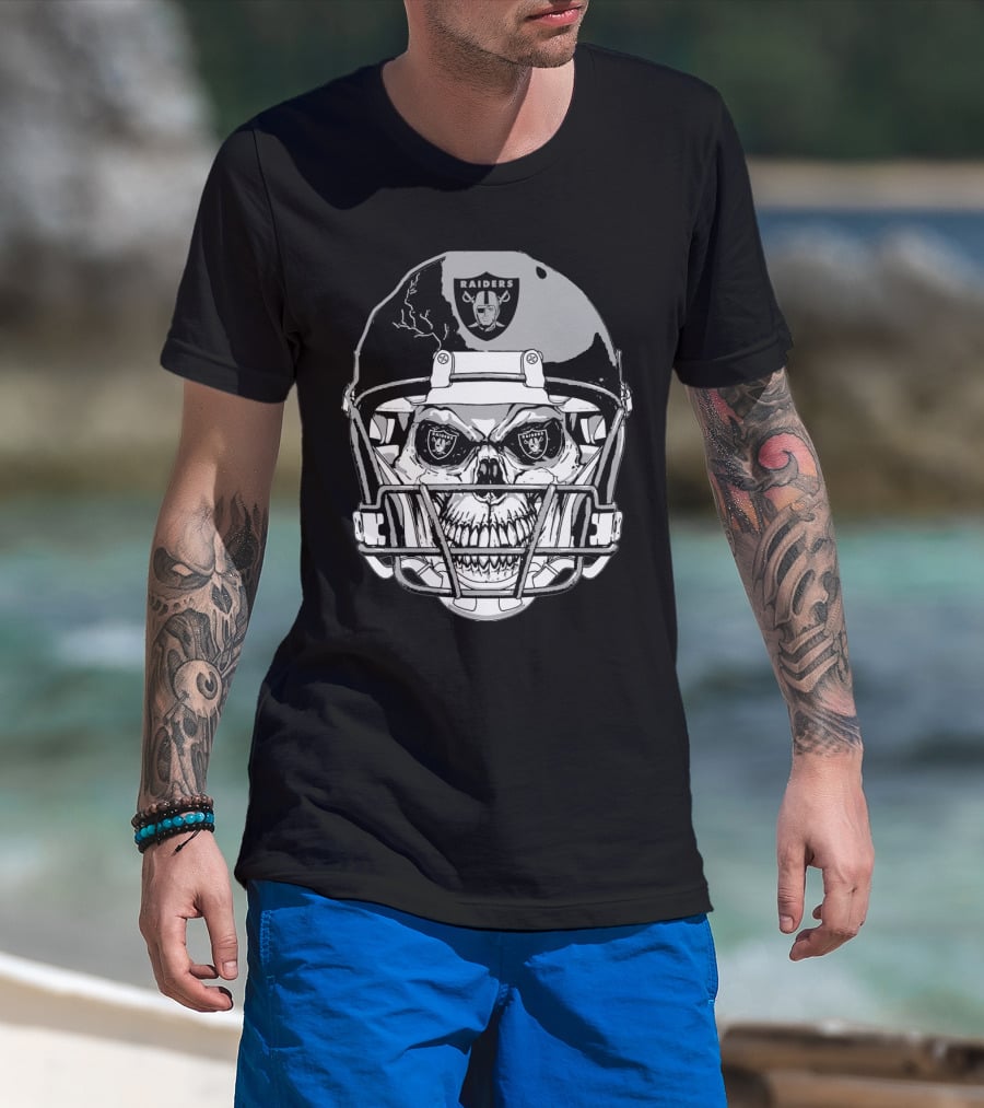 Raider Skull Helmet With Iconic Logo And Lightning Details T-Shirt