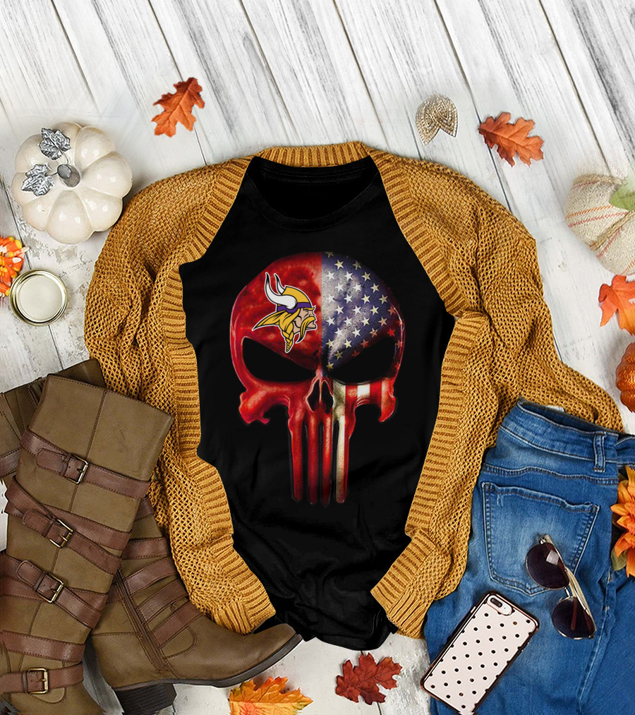 Vikings Skull American Flag Minnesota Fan T-Shirt