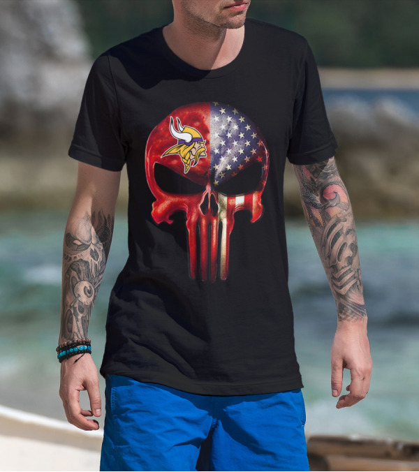 Vikings Skull American Flag Minnesota Fan T-Shirt