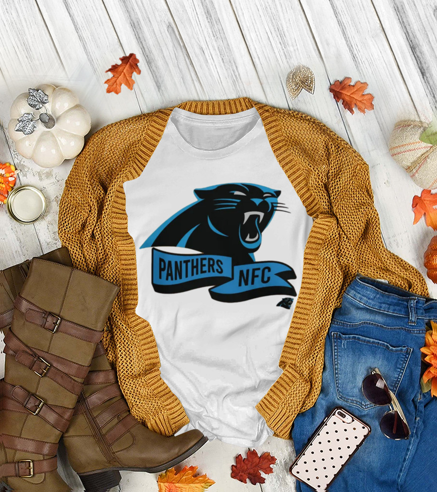 Men's Carolina Panthers New Era Cream Sideline Chrome Logo Panthers NFC T-Shirt