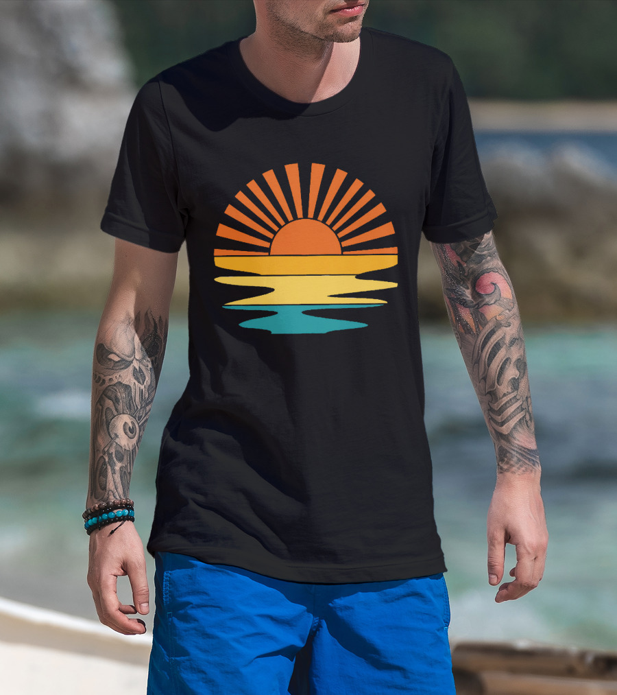 Retro Sunset Rays Wavy Vintage Sunshine Sunburst Ocean Horizon T-Shirt