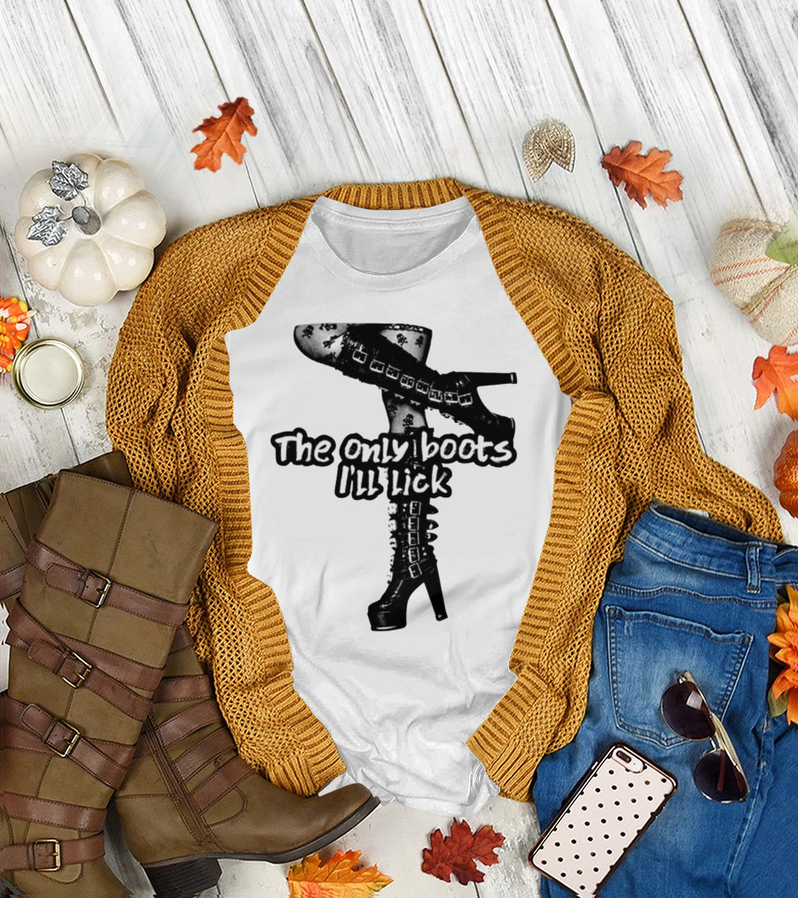 The Only Boots I'll Lick Gothic High Heels with Skull T-Shirt