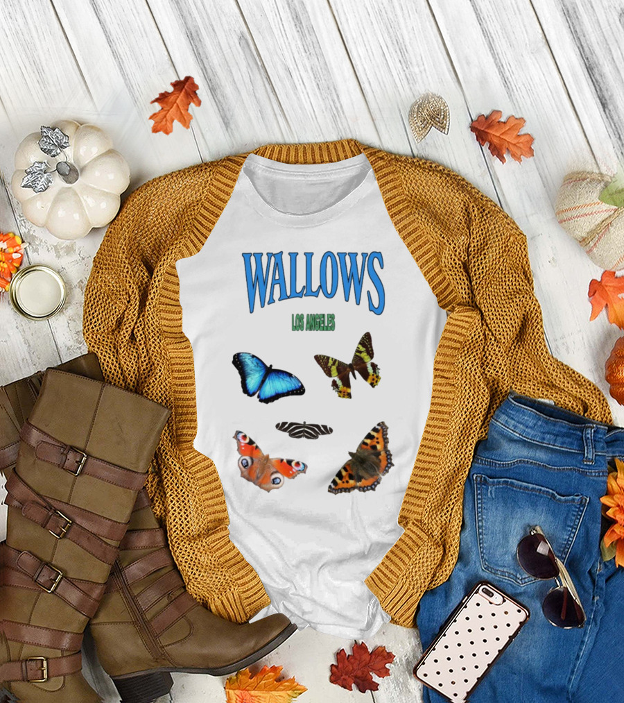 WALLOWS LOS ANGELES BUTTERFLIES T-Shirt