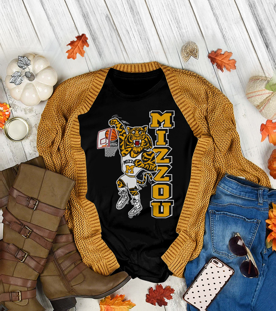 Mizzou Missouri Tiger Basketball Slam Dunk T-Shirt