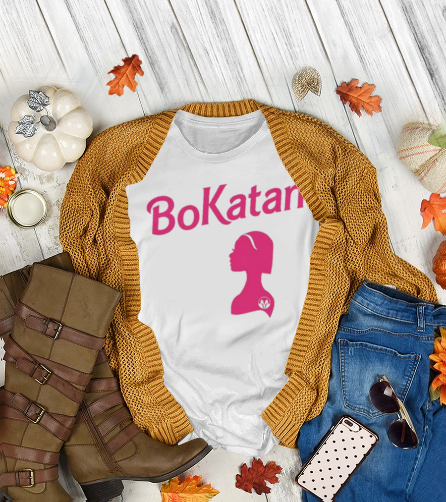 Bo-Katan Pink Silhouette with Mandalorian Insignia T-Shirt