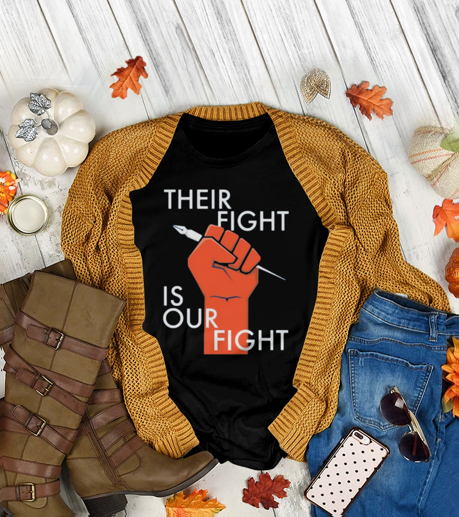 Sag-Aftra United Solidarity With Raised Fist Pencil Protest T-Shirt