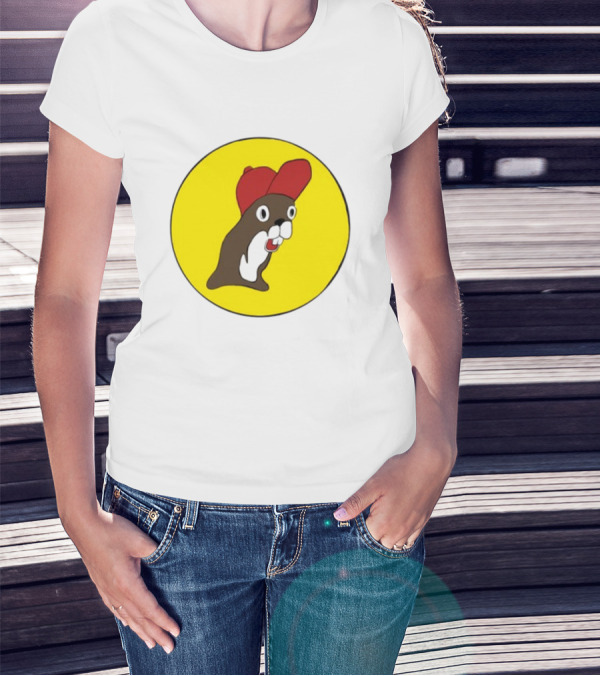 Baby Genius Beaver Red Cap Yellow Circle Buc-ee's Cup T-Shirt