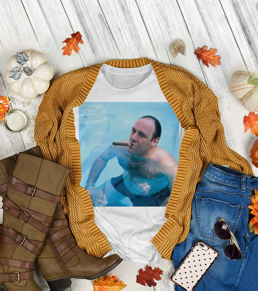 Sopranos Tony Soprano Pool Cigar Photo Olivia Cooke Wearing T-Shirt