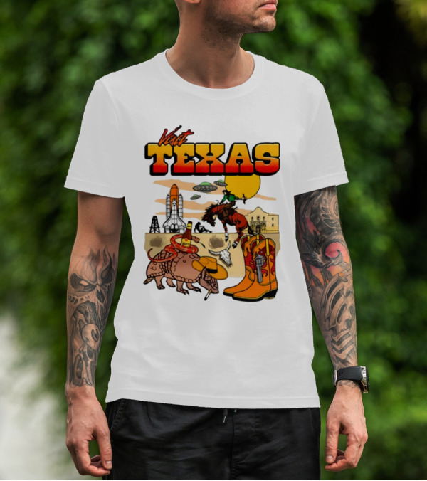 Visit Texas Armadillo Cowboy Boots Space Shuttle UFOs Rodeo Horse Alamo T-Shirt